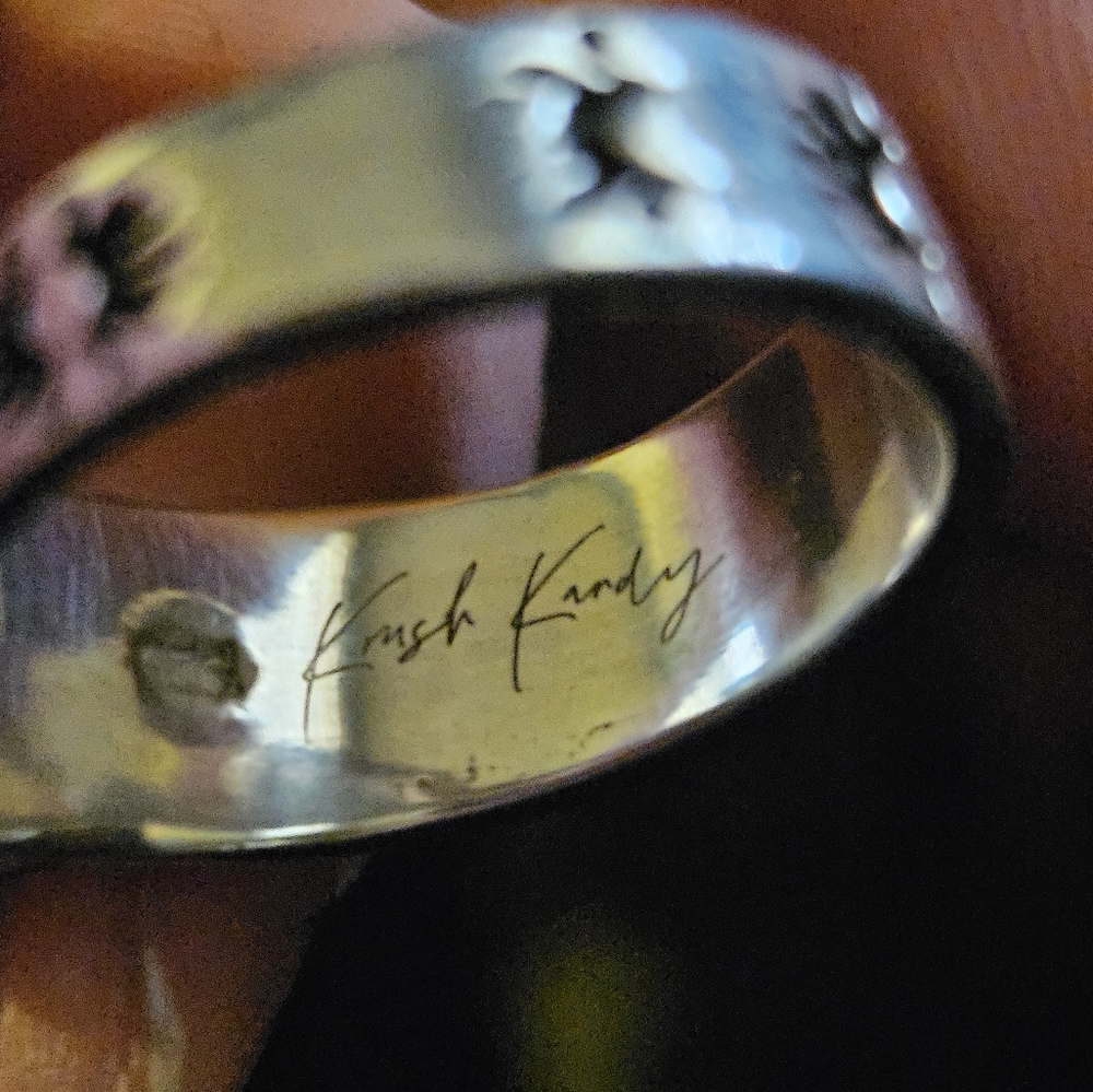 Ring - Picture 5 of 6